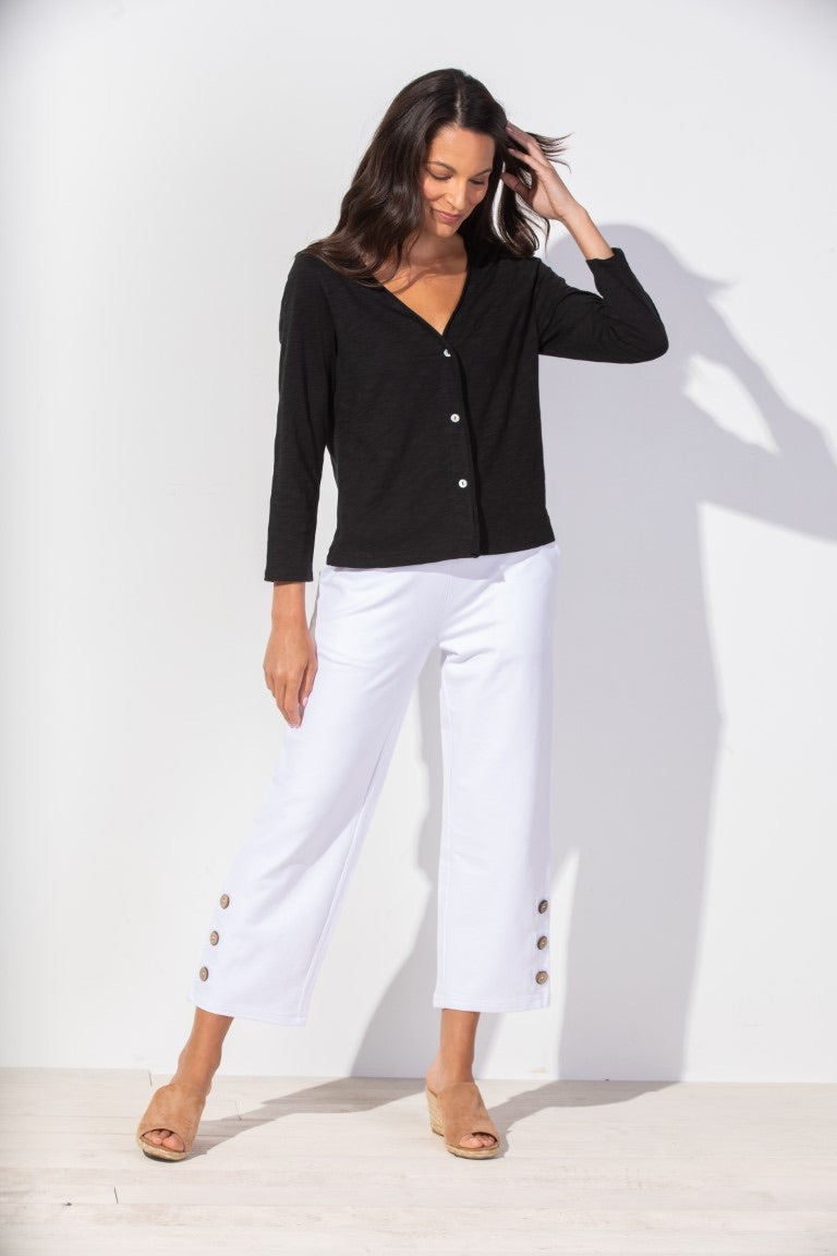 Easy Jacket 10060 by Escape by Habitat. Cotton Easy Jacket. Cardigan for Travel Wear. Resort Wear for Women. Travel Wear for Women. Fashion for women over 50 Victoria Susan Wearable Art
