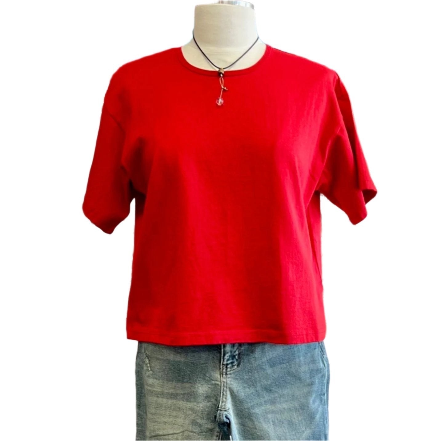 Shop women's clothing and wearable art at Victoria Susan in Camden, SC.