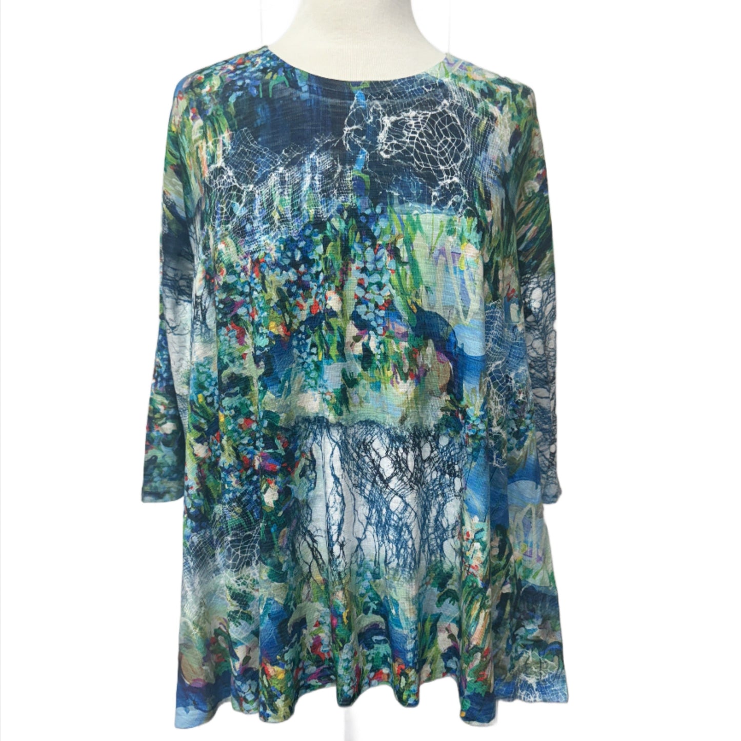 Inoah USA at Victoria Susan Wearable Art