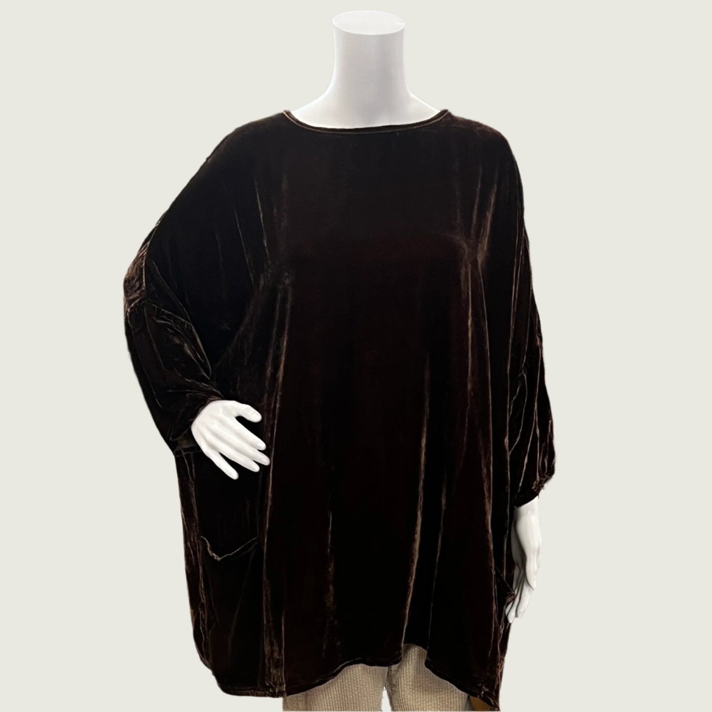 Shop women's clothing and wearable art at Victoria Susan in Camden, SC. 