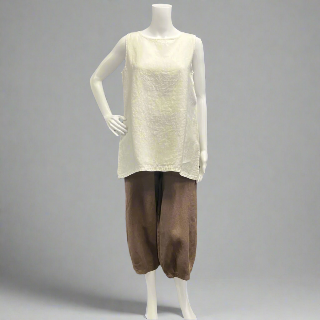 Victoria Susan Wearable Art is a clothing boutique for women in Downtown Camden SC.