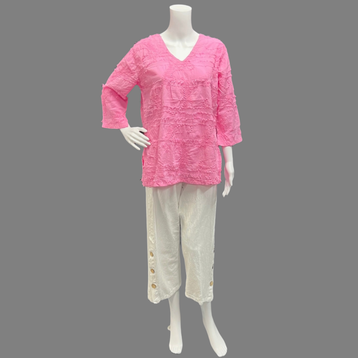 Victoria Susan Wearable Art is a ladies clothing store in Camden sc. Made in USA clothes by Sea Breeze of California