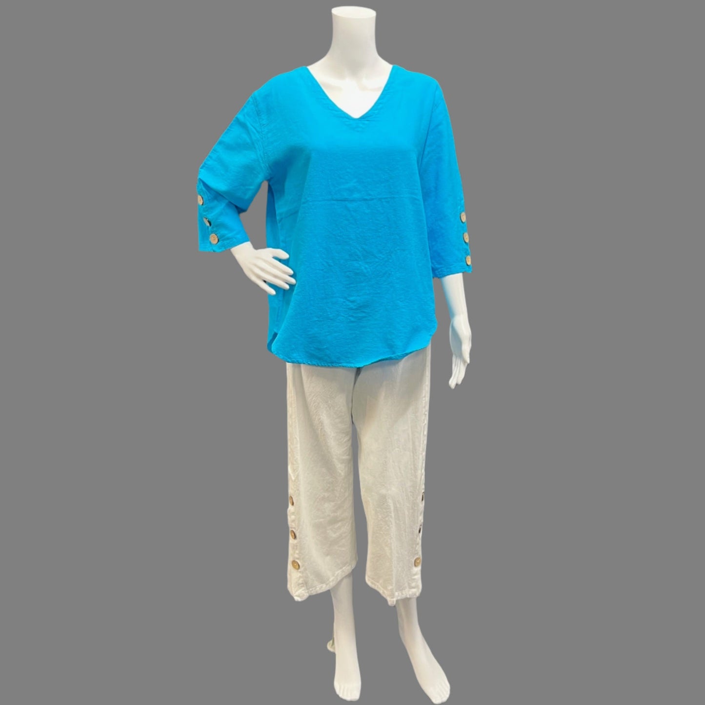 Victoria Susan Wearable Art is a Women's Clothing Boutique in Downtown Camden, SC.