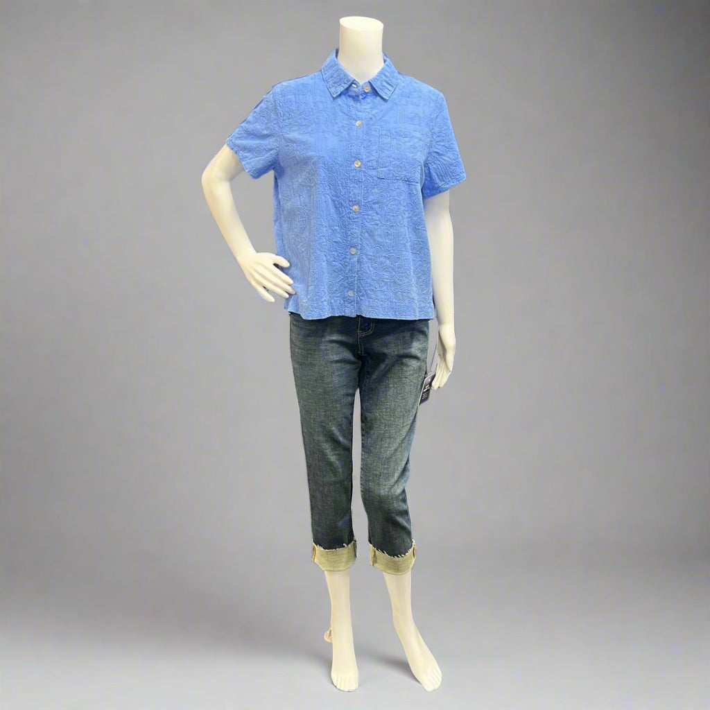 Shop women's clothing and wearable art at Victoria Susan in Camden, SC.
