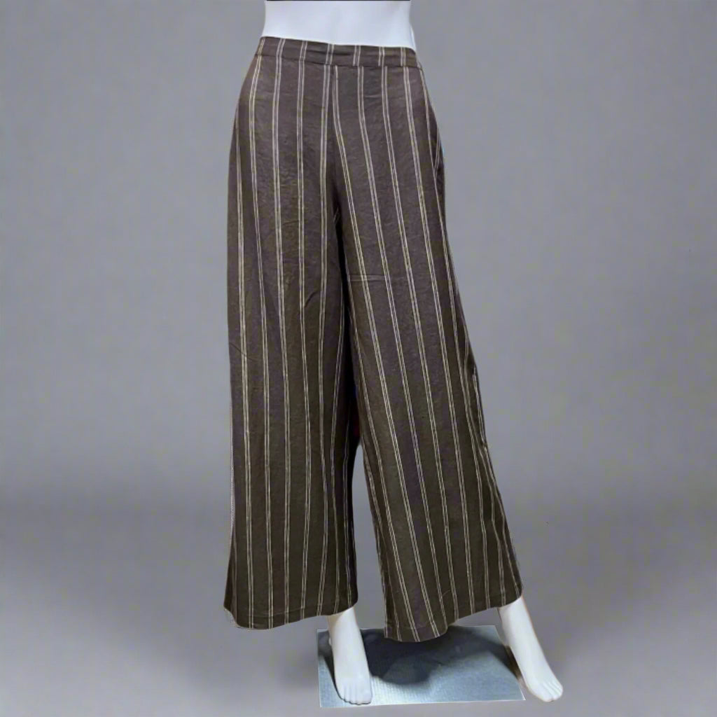 Shop women's clothing and wearable art at Victoria Susan in Camden, SC.