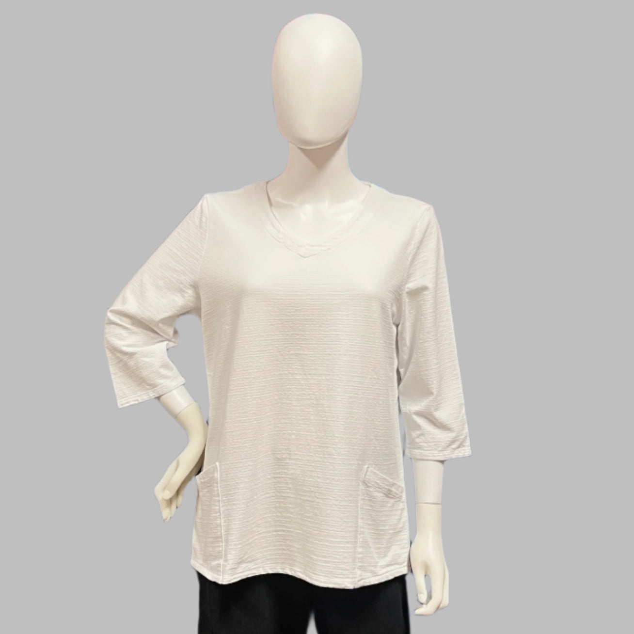 Shop women's clothing and wearable art at Victoria Susan in Camden, SC.