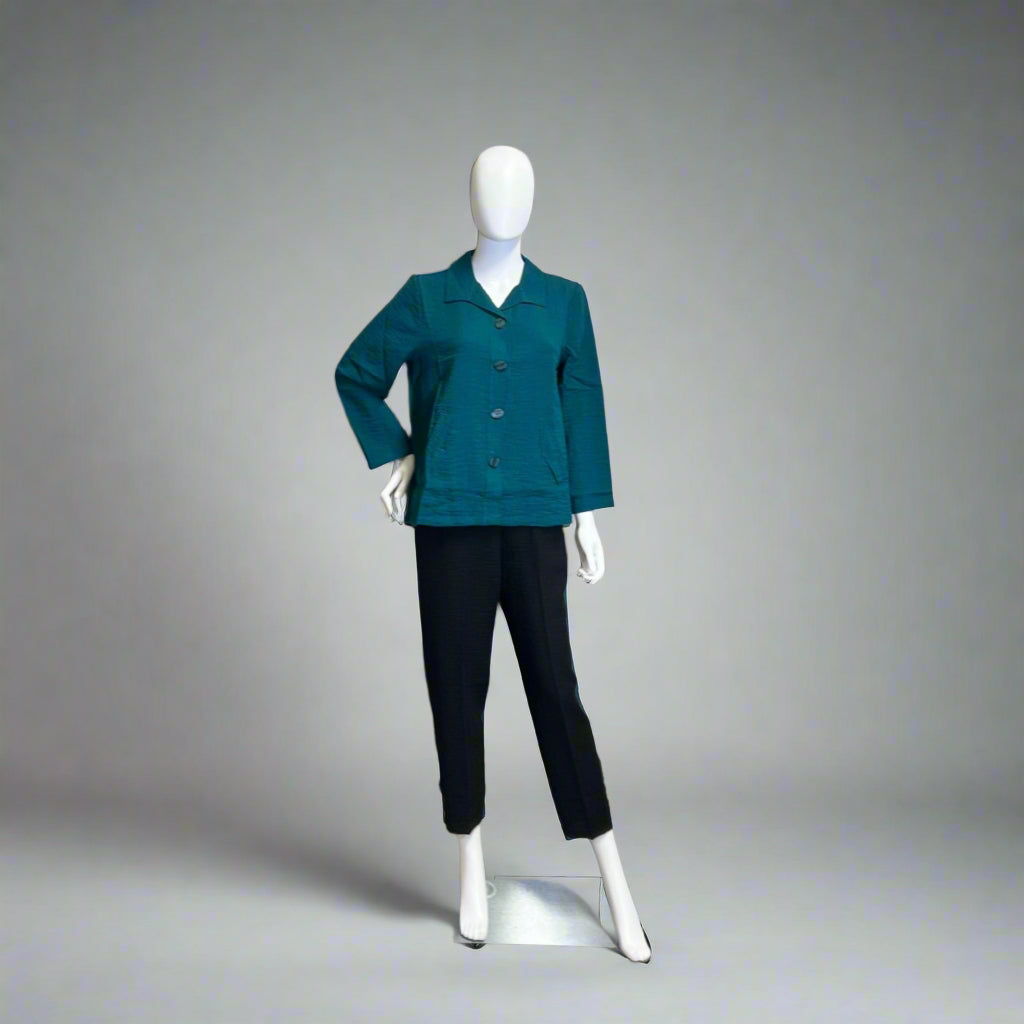 Express Travel Solid Pleat Back Jacket by Habitat