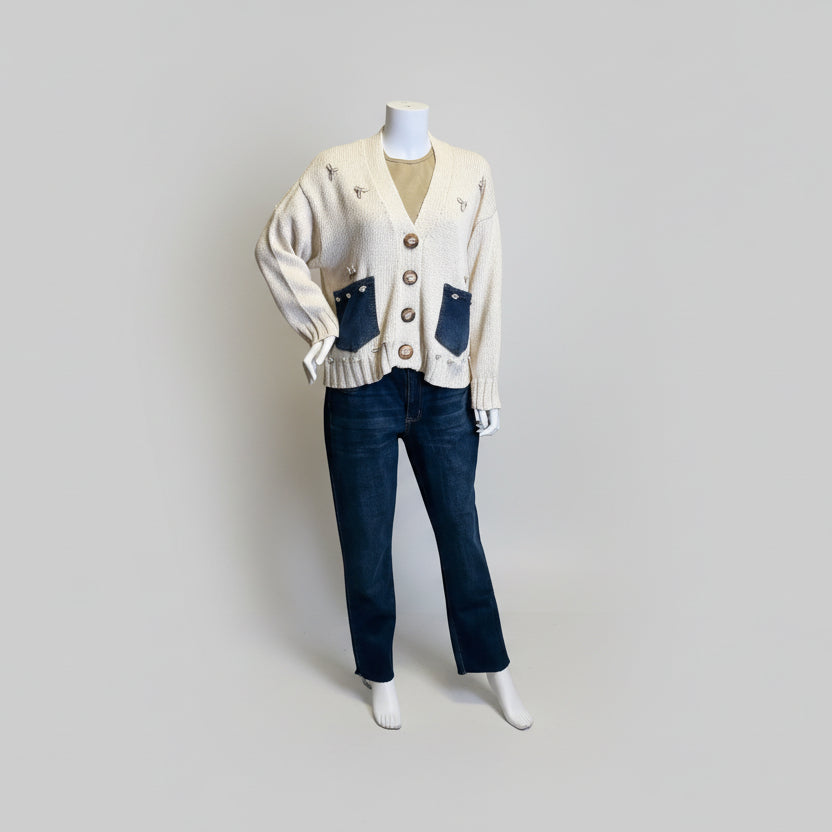 Victoria Susan Wearable Art is a Women's Clothing Boutique in Camden, SC.