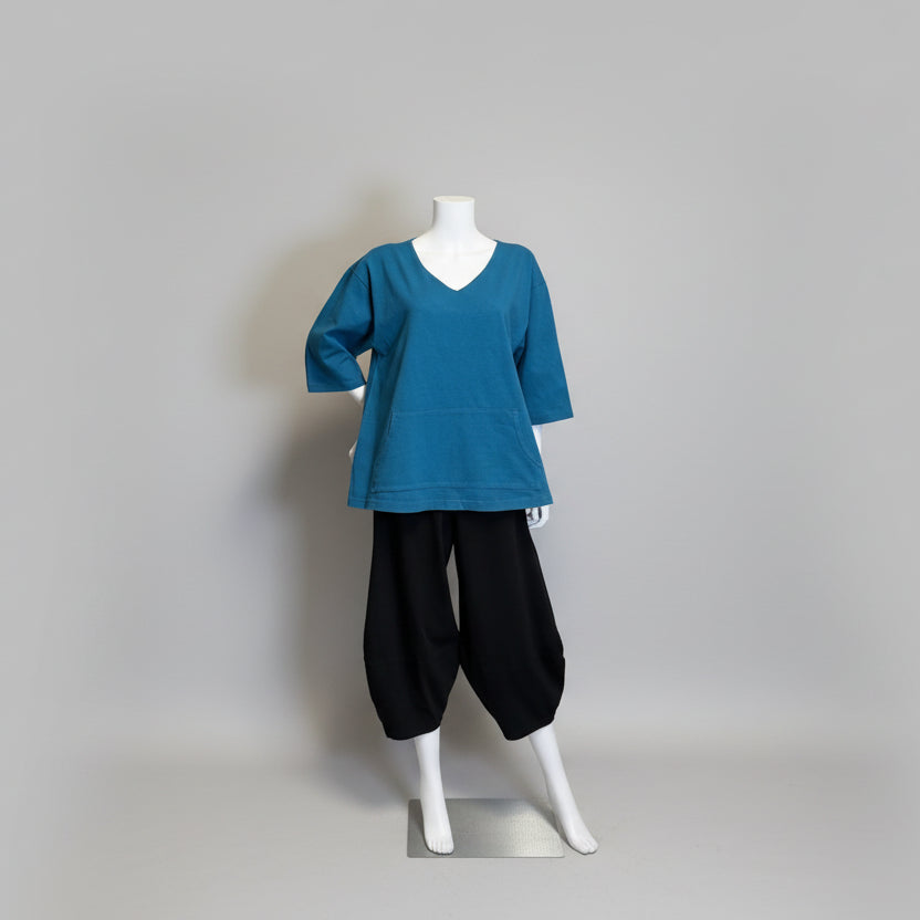 Shop women's clothes and wearable art at Victoria Susan in Camden, SC.