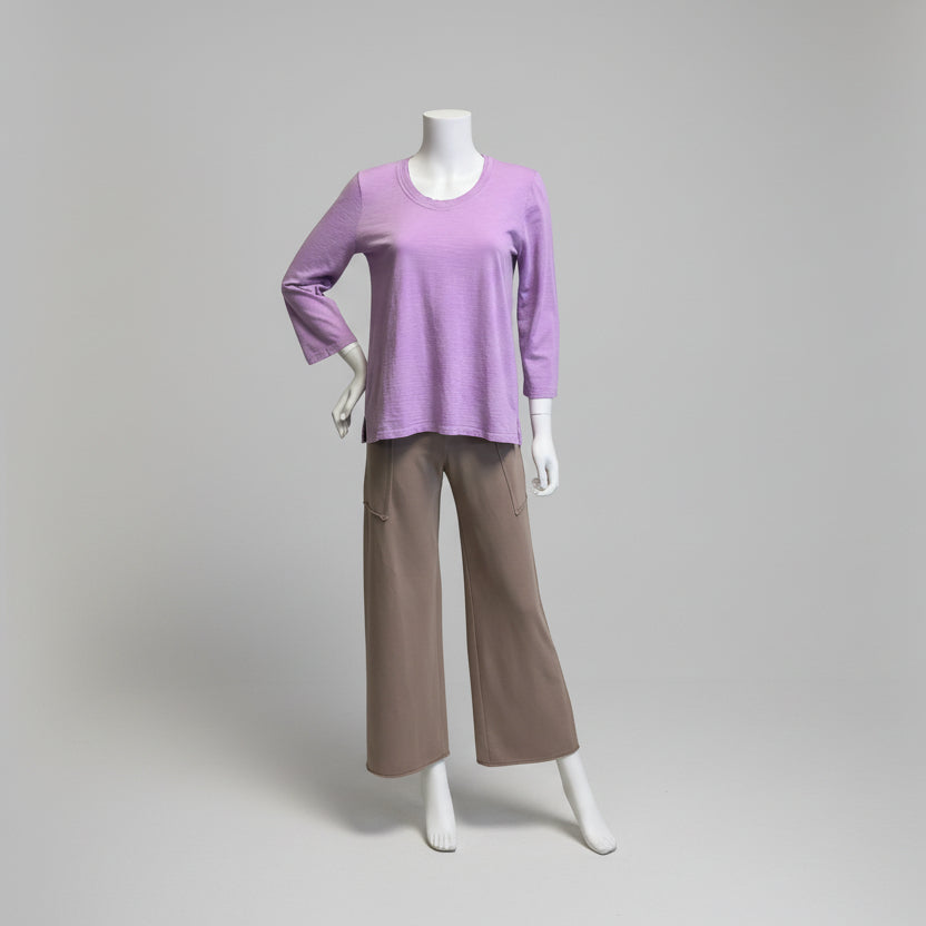 Victoria Susan Wearable Art is a ladies clothing boutique in Downtown Camden, SC.