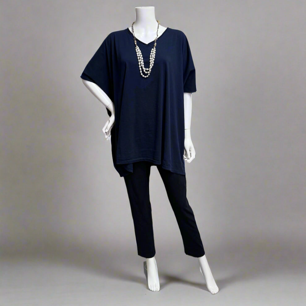Victoria Susan Wearable Art is a clothing boutique for women in Downtown Camden SC.