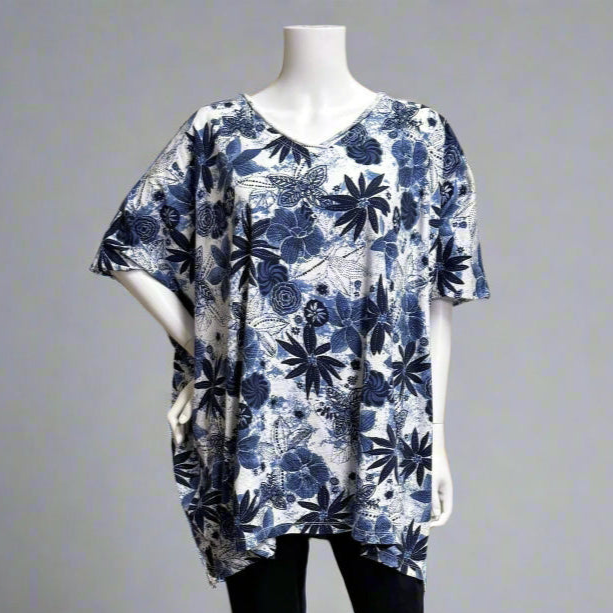 Victoria Susan Wearable Art is a clothing boutique for women in Downtown Camden SC.