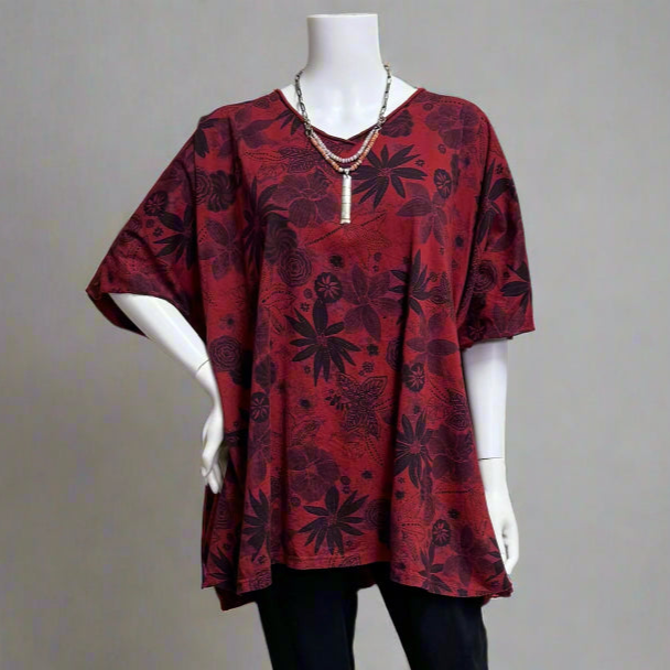 Victoria Susan Wearable Art is a clothing boutique for women in Downtown Camden SC.