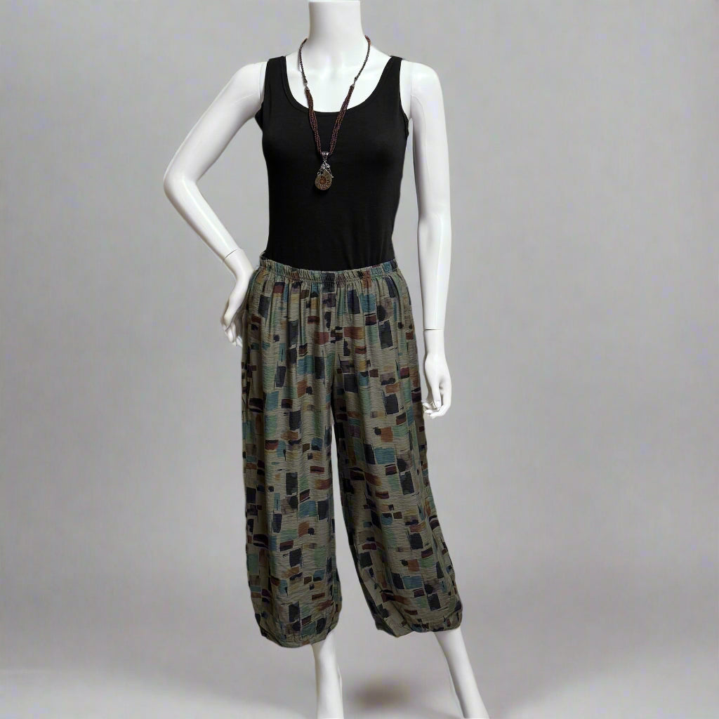 Shop Women's clothing and wearable art at Victoria Susan in Camden, SC.