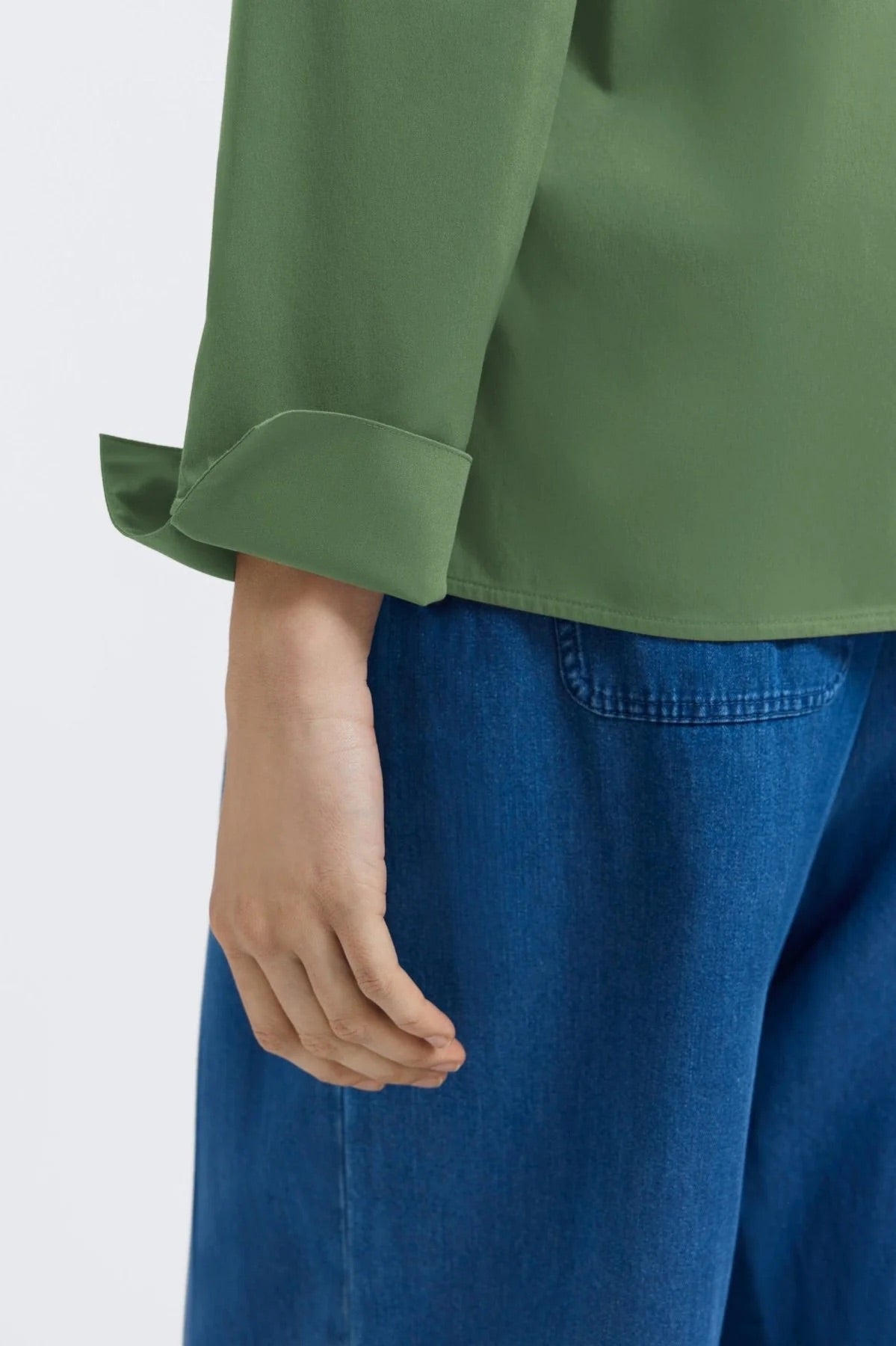 Tammy No Iron Stretch Long Sleeve Popover Shirt by Foxcroft