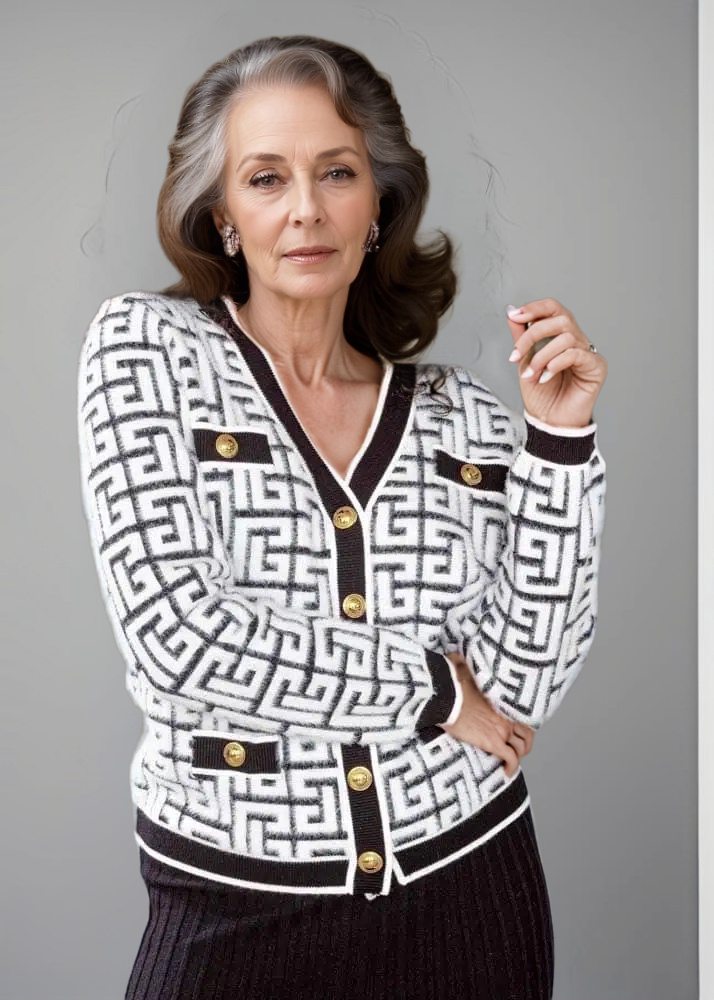Victoria Susan Wearable Art is a women's clothing boutique in Downtown Camden, SC. 