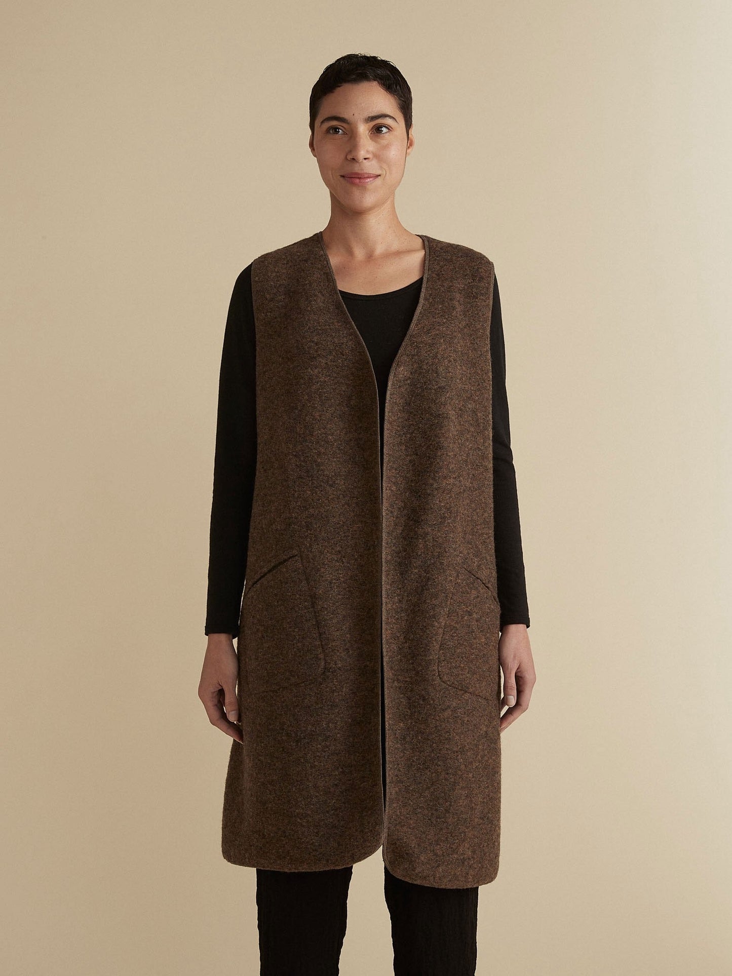 Shop women's clothing and wearable art at Victoria Susan in Camden, SC. 
