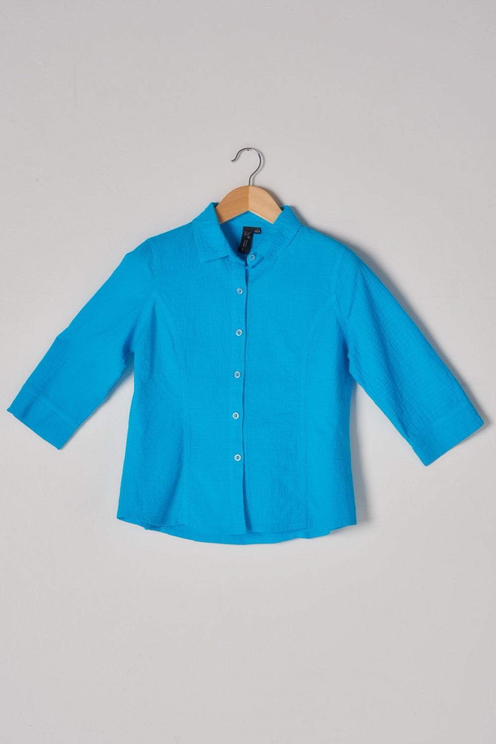 Focus Fashion tops for Women. Victoria Susan Wearable Art in Camden SC