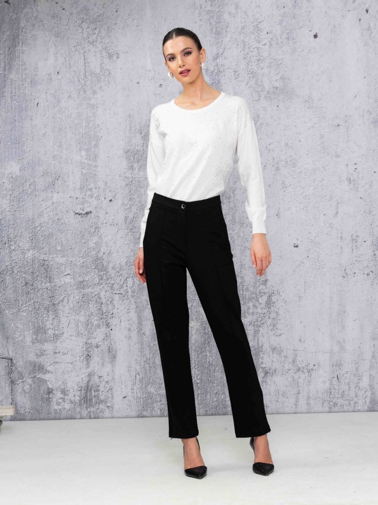 Shop women's clothing and wearable art at Victoria Susan in Camden, SC. 