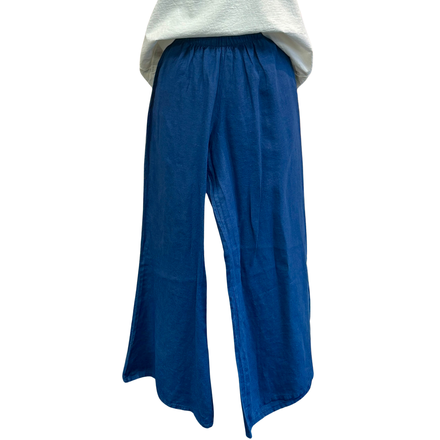 Victoria Susan Wearable Art is proud to carry USA Made Bryn Walker. Bryn Walker designs are for women who demand comfort, quality and easy sophistication. Clothing for Travel. Linen Shirt. Linen Pants. Clothing for Women. Clothing for Ladies. Clothing for Petites. Clothing for Plus. Victoria Susan in Downtown Camden SC.