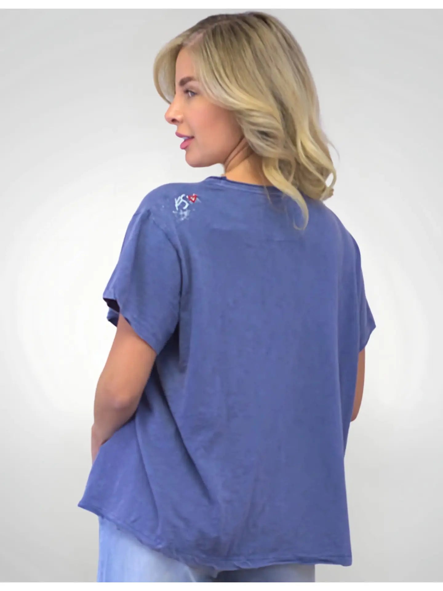 Shop women's clothing and wearable art at Victoria Susan in Camden, SC.