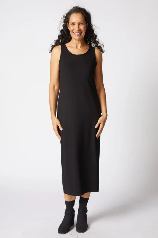 Core Travel The One Everything Midi Dress by Habitat