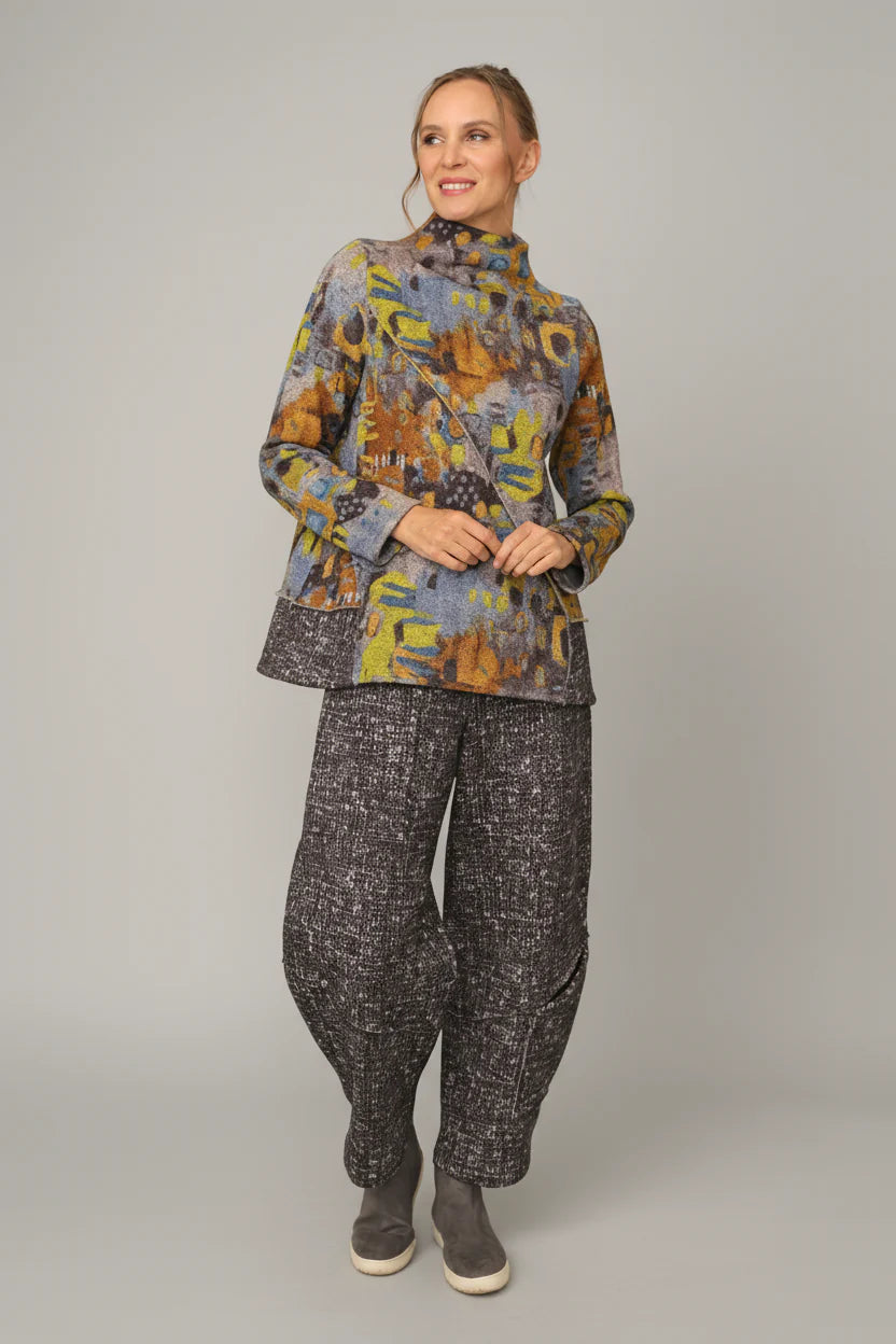 Shop women's clothing and wearable art at Victoria Susan Wearable Art in Camden, SC.