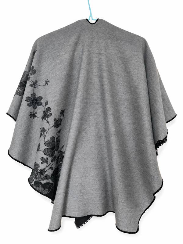 Reversible Roses Short Loop Wrap in Gray & Black by Winding River