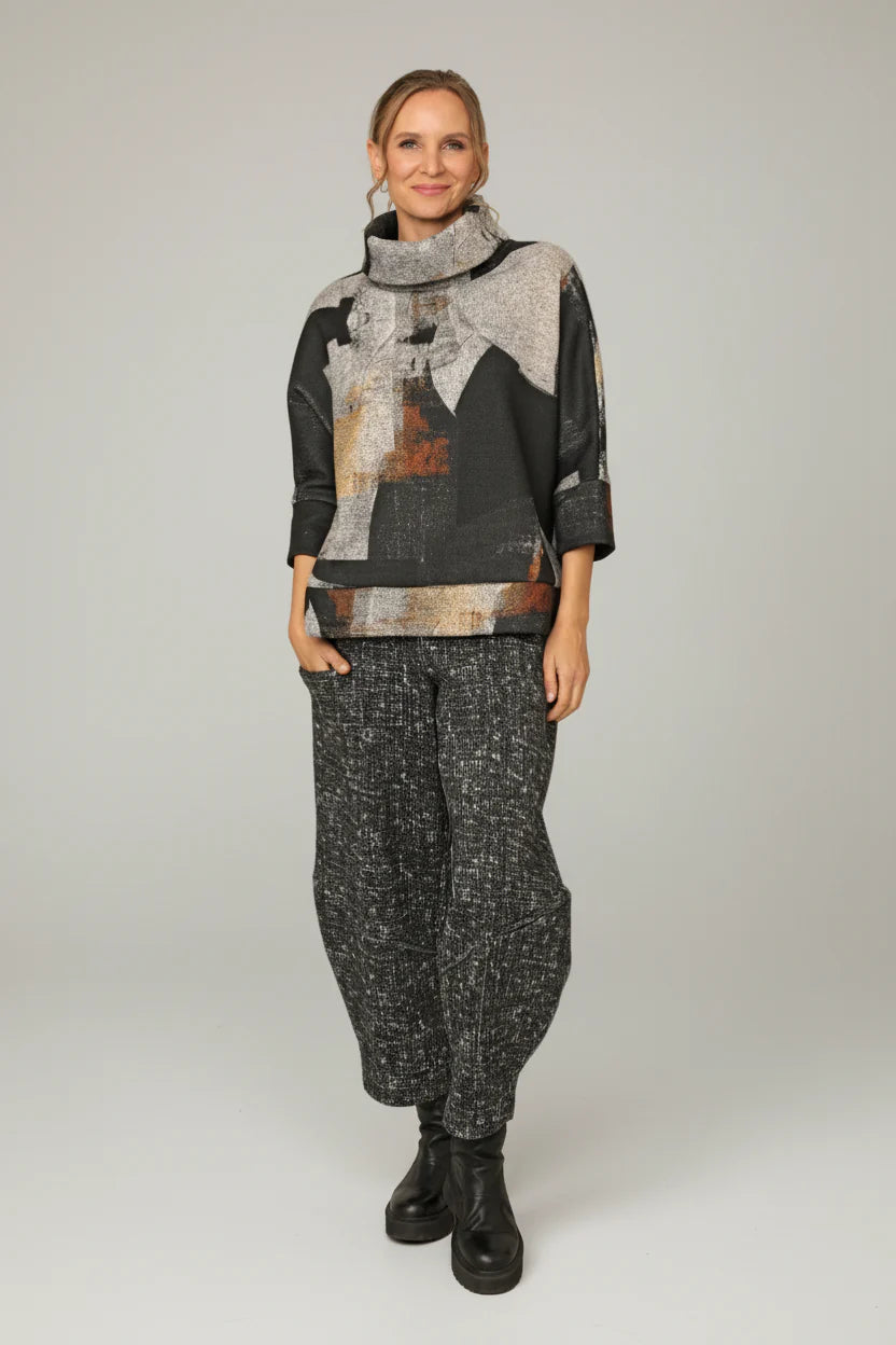 Shop women's clothing and wearable art at Victoria Susan Wearable Art in Camden SC.