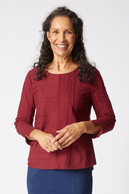 Shop women's clothing and wearable art at Victoria Susan in Camden, SC.