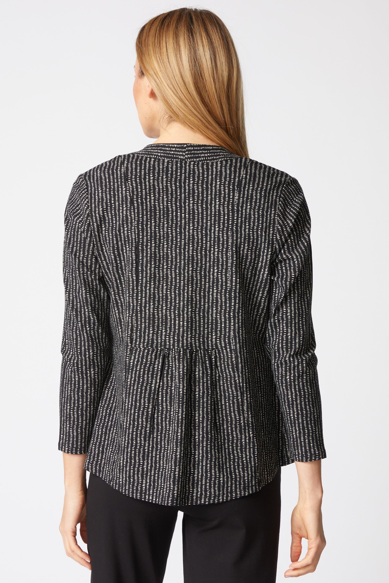 Shop women's clothing and wearable art at Victoria Susan in Camden, SC.