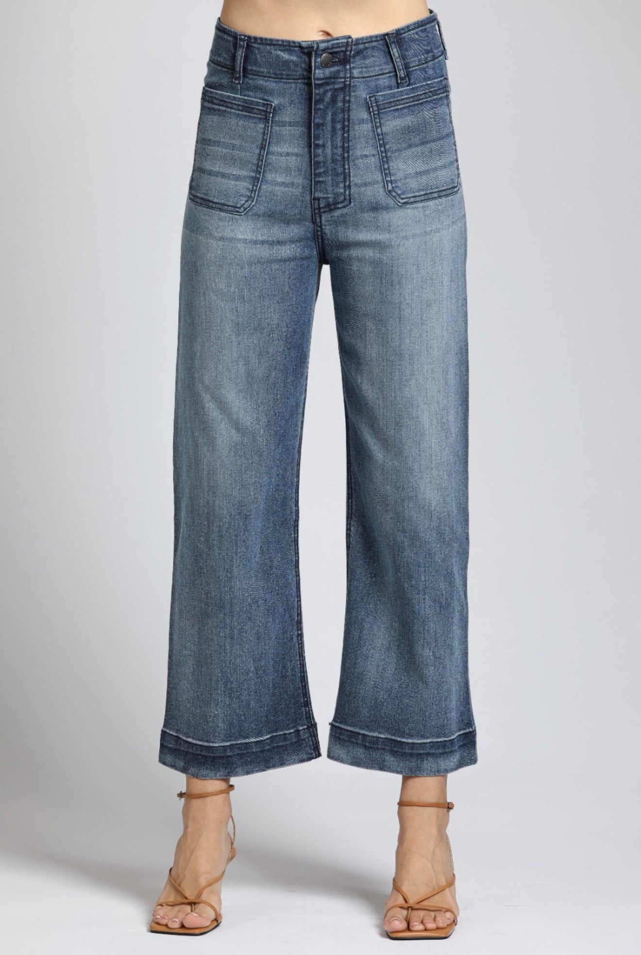 Shop women's clothing and wearable art at Victoria Susan in Camden, SC.