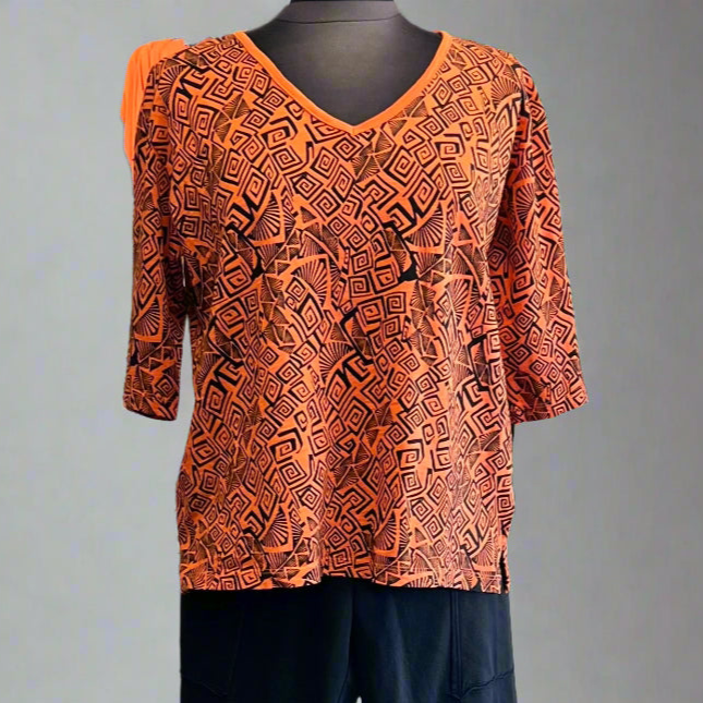 Print Loose Drop Shoulder Tee by Prairie Cotton
