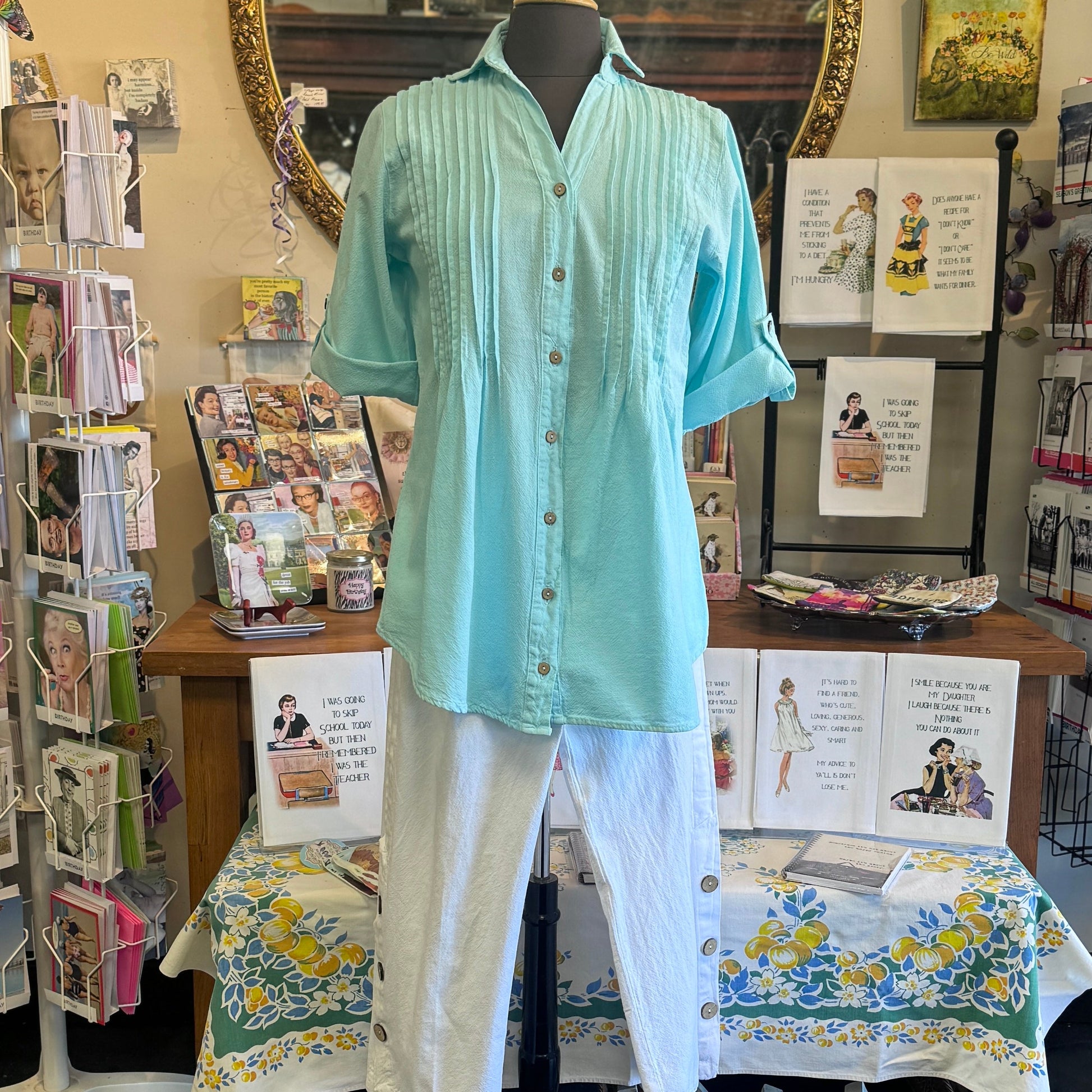 
SeaBreeze of California is Made in the USA ladies cotton clothing.  Clothing for Travel. Clothing for Resort. Clothes for Cruise. Victoria Susan Wearable Art is a locally owned clothing boutique for women. 
