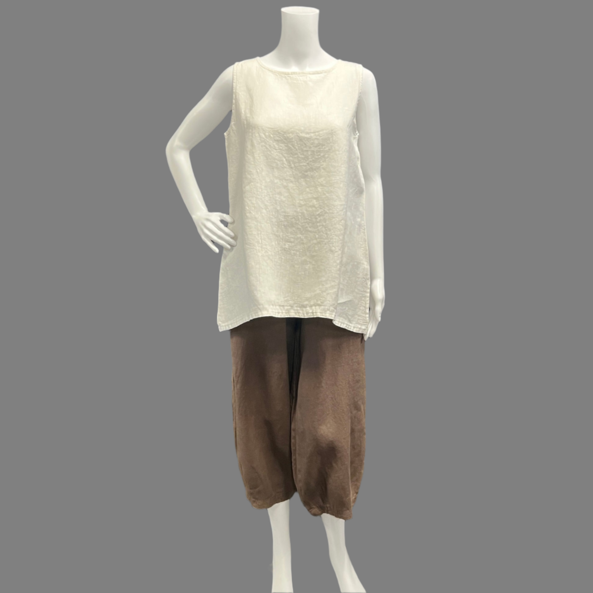 Victoria Susan Wearable Art is a clothing boutique for women in Downtown Camden SC. 