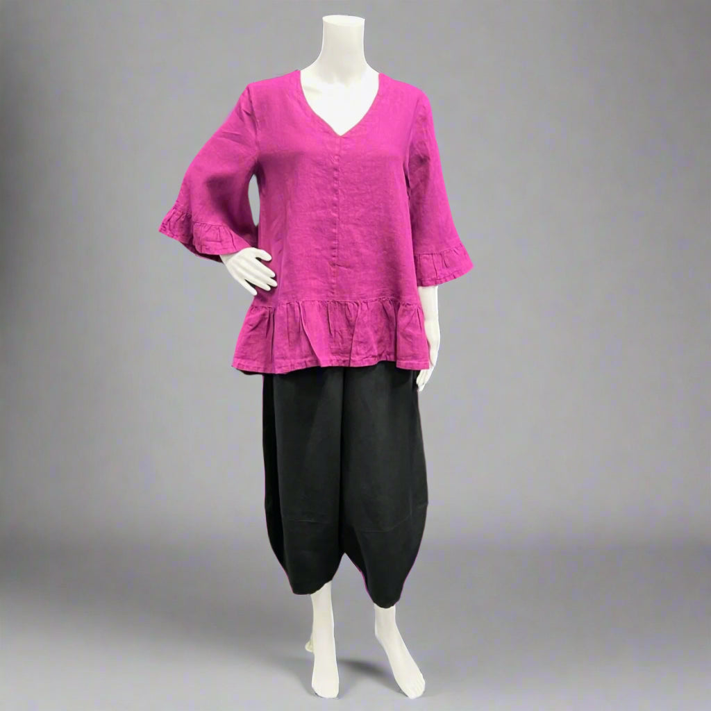 Victoria Susan Wearable Art is a clothing boutique for women in Downtown Camden SC. 