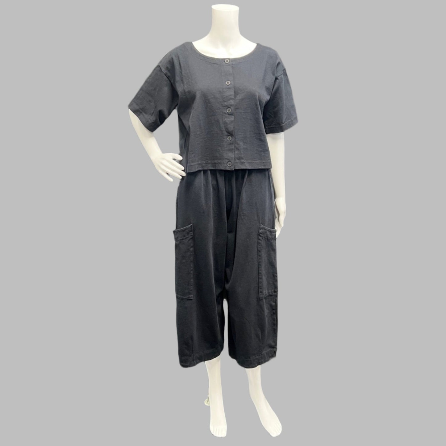 Victoria Susan Wearable Art is a Women's Clothing Boutique in Downtown Camden, SC.