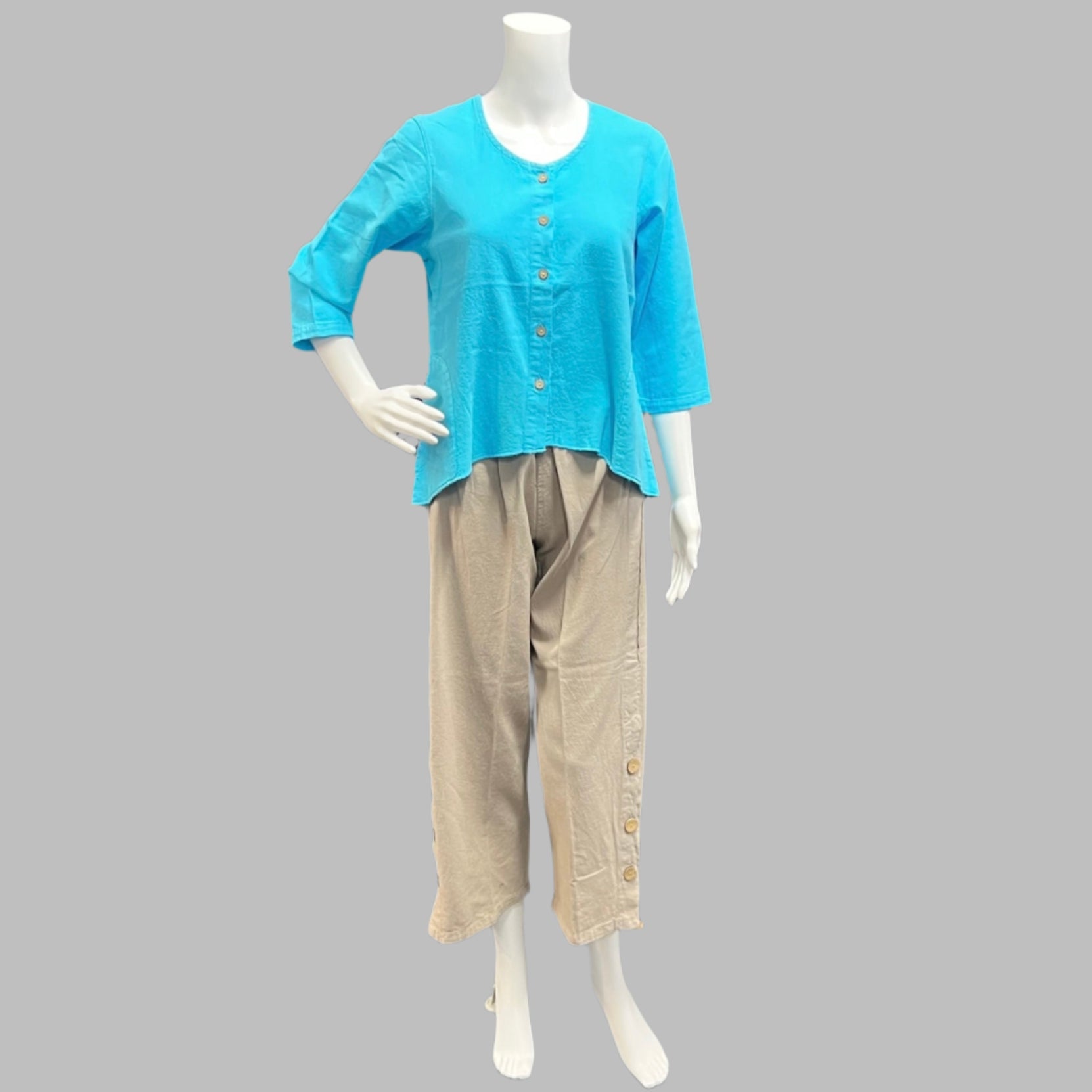 Victoria Susan Wearable Art is a Women's Clothing Boutique in Downtown Camden, SC.