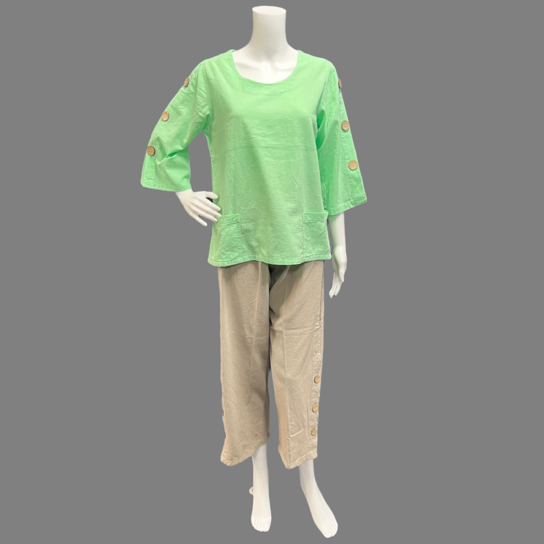 Victoria Susan Wearable Art is a Women's Clothing Boutique in Downtown Camden, SC.
