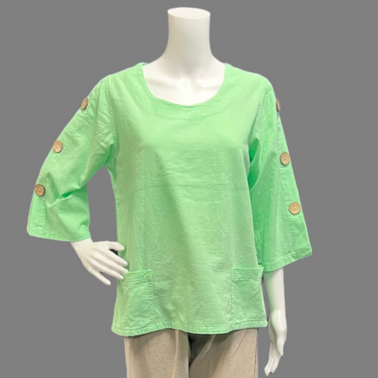 Victoria Susan Wearable Art is a Women's Clothing Boutique in Downtown Camden, SC.