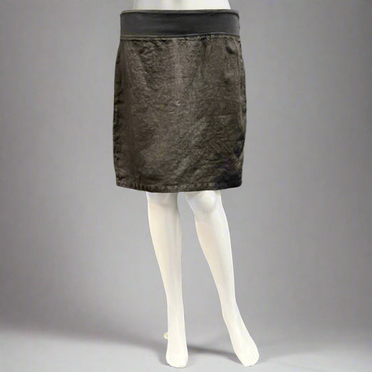 Victoria Susan Wearable Art is a ladies clothing boutique in Camden, SC.
