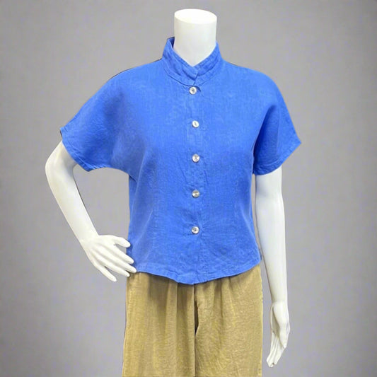 Shop womens' clothing and wearable art at Victoria Susan in Camden SC. 