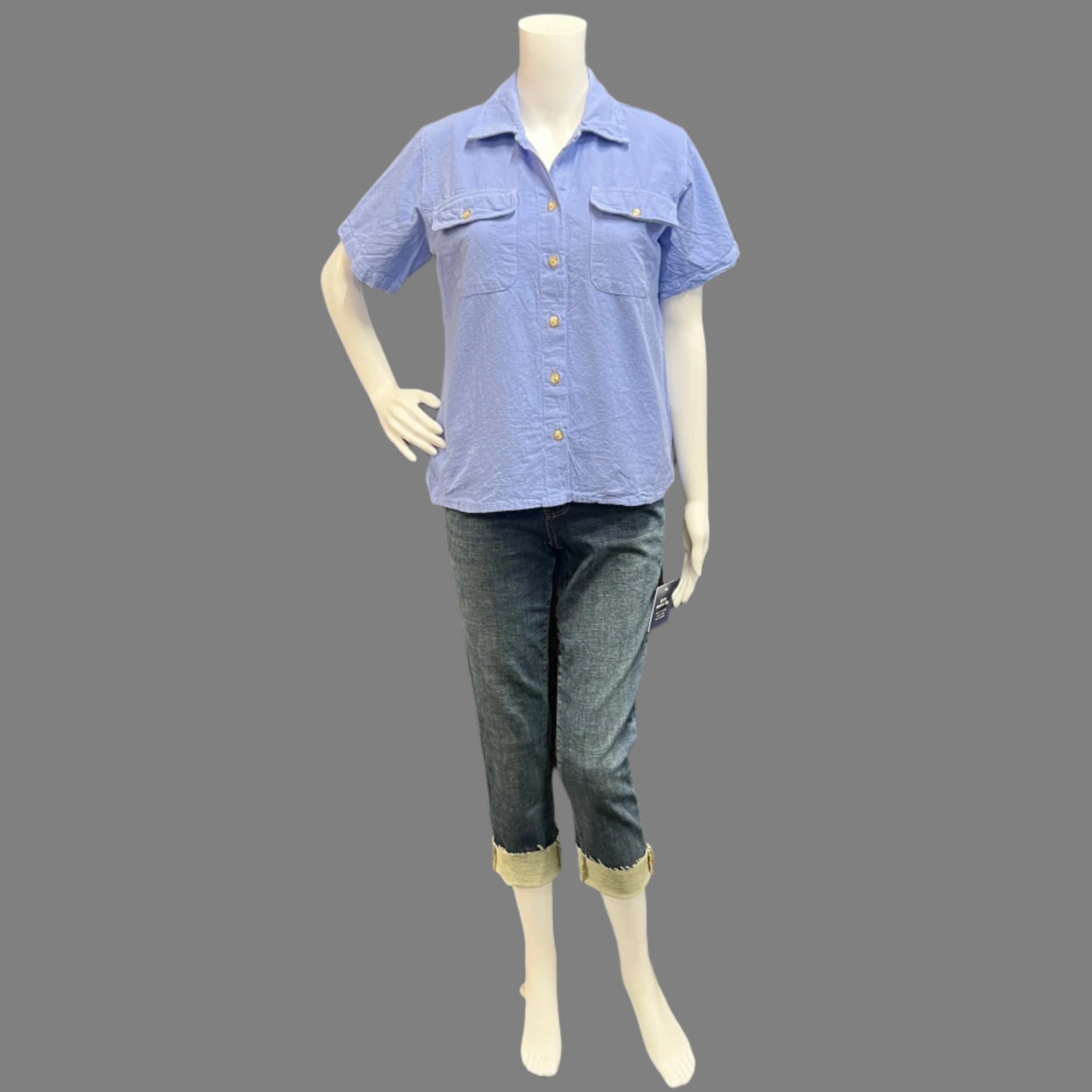 Shop women's clothing and wearable art at Victoria Susan in Camden, SC. 