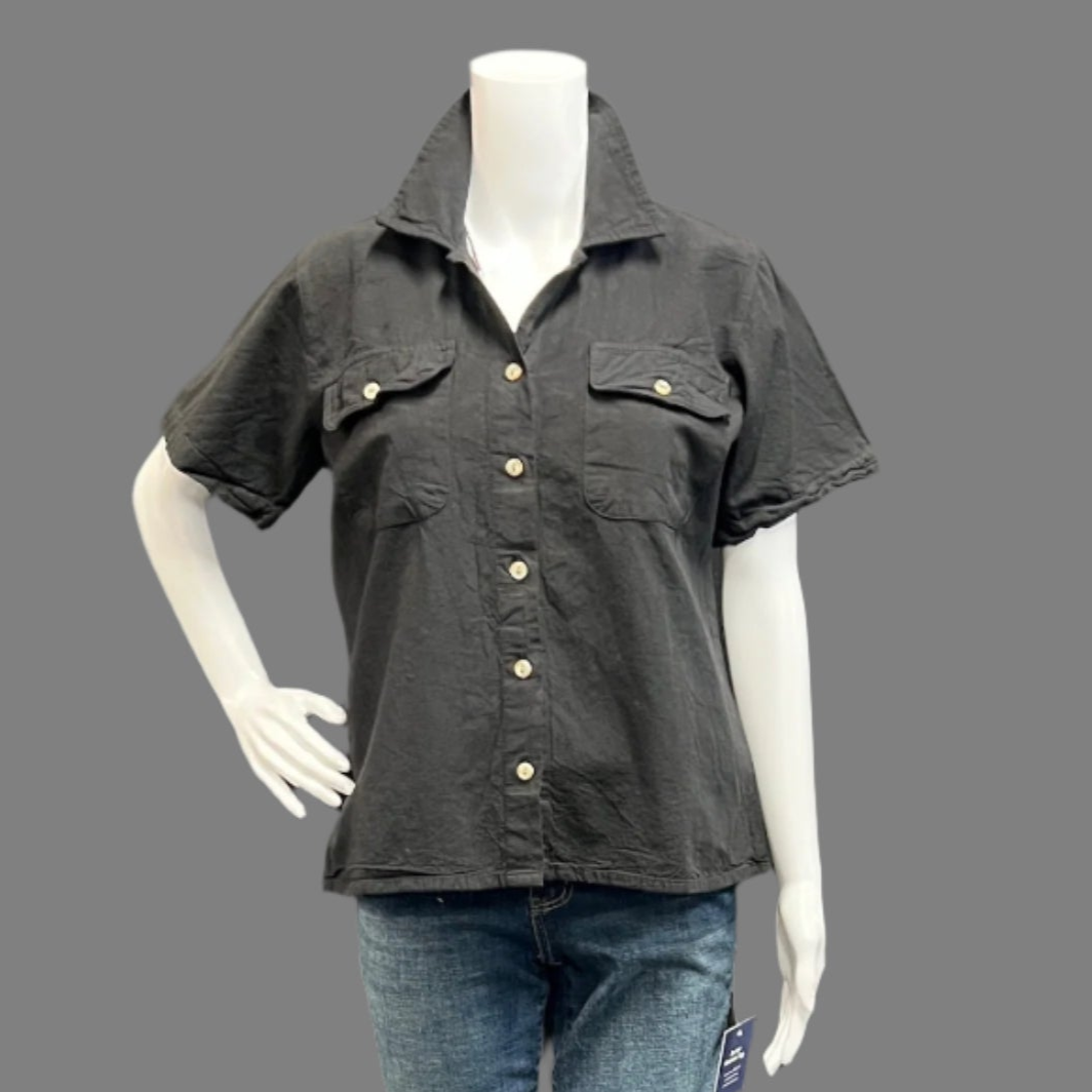 Shop women's clothing and wearable art at Victoria Susan in Camden, SC. 