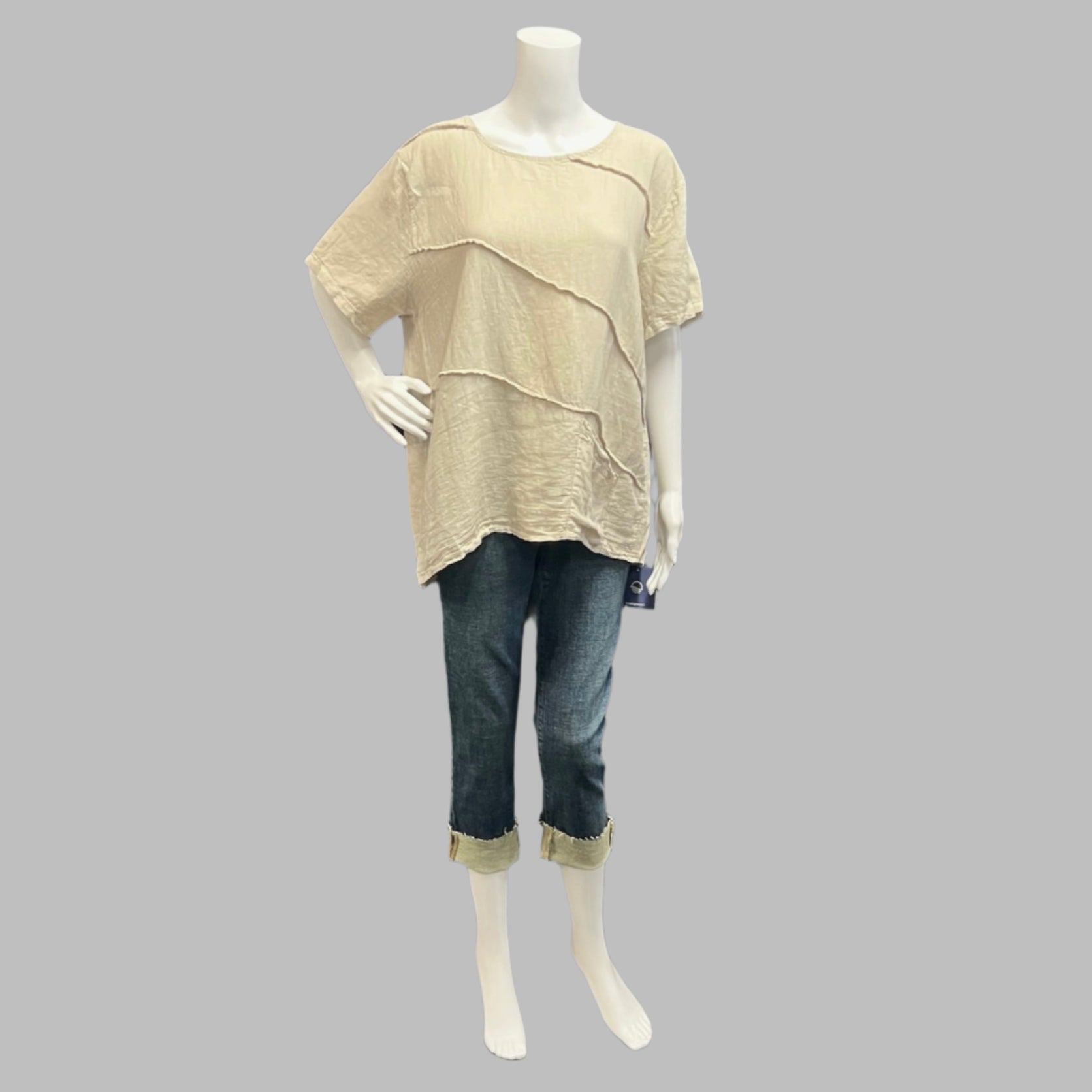 Shop women's clothing and wearable art at Victoria Susan in Camden, SC.