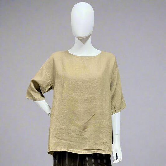 Shop women's clothing and wearable art at Victoria Susan in Camden, SC. 