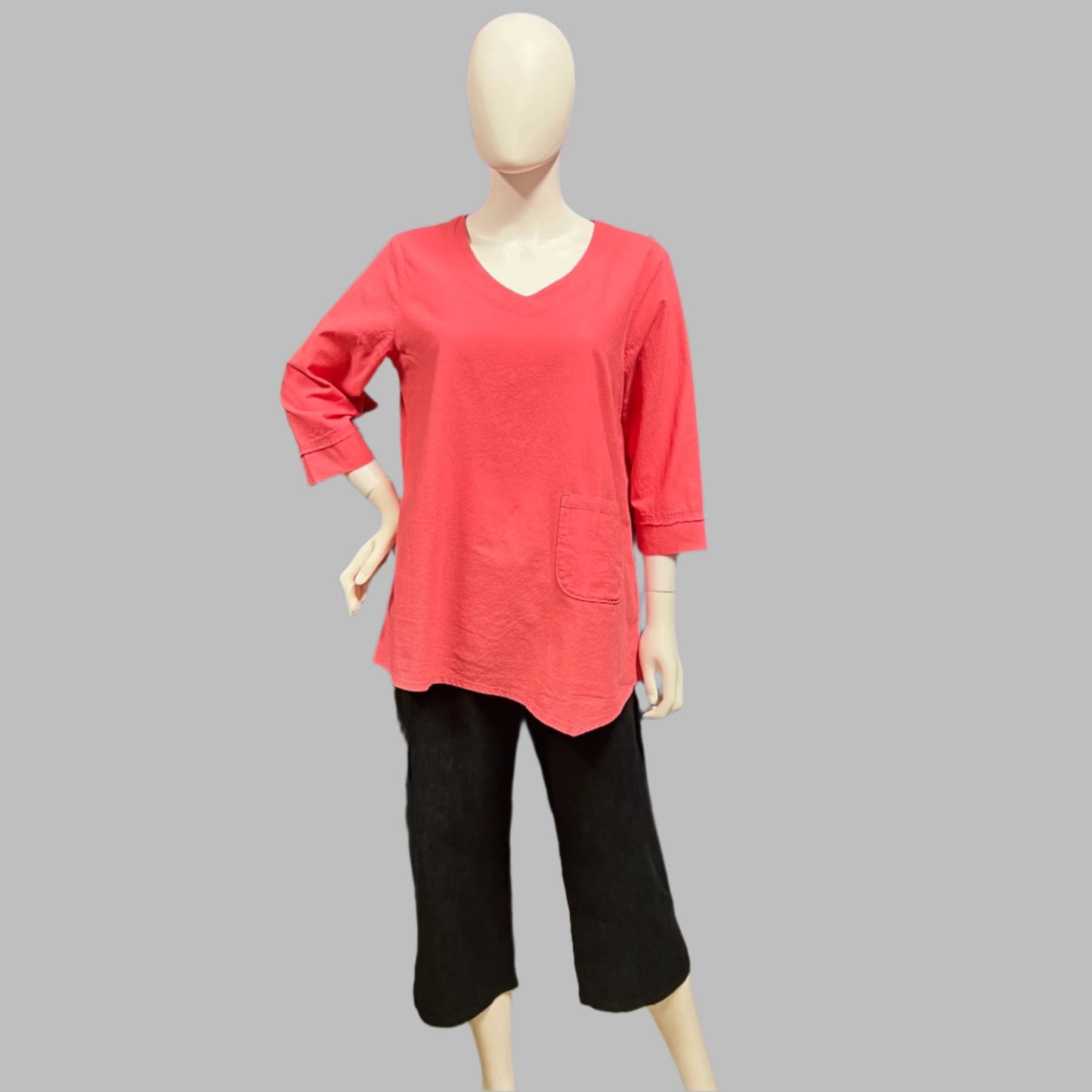 Shop women's clothing and wearable art at Victoria Susan in Camden, SC.