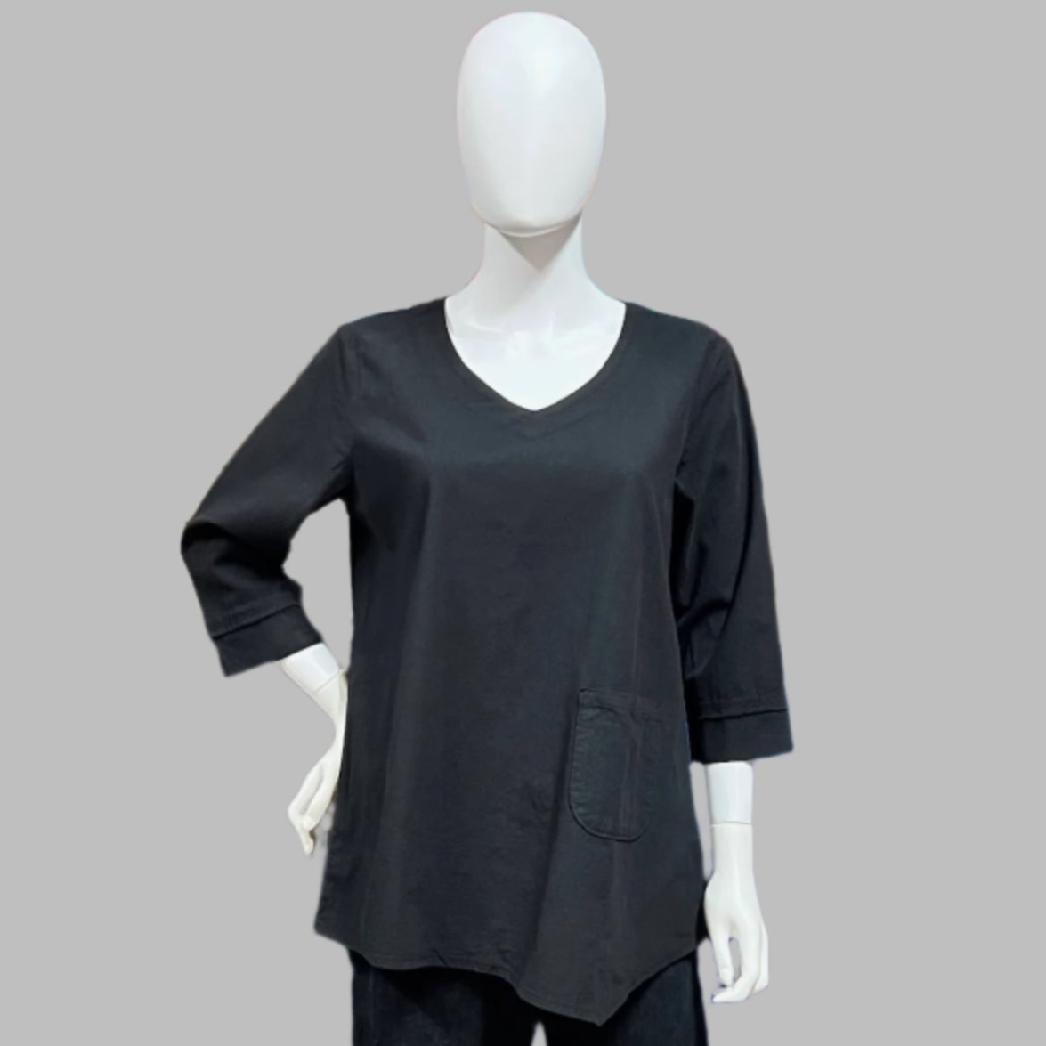 Shop women's clothing and wearable art at Victoria Susan in Camden, SC.