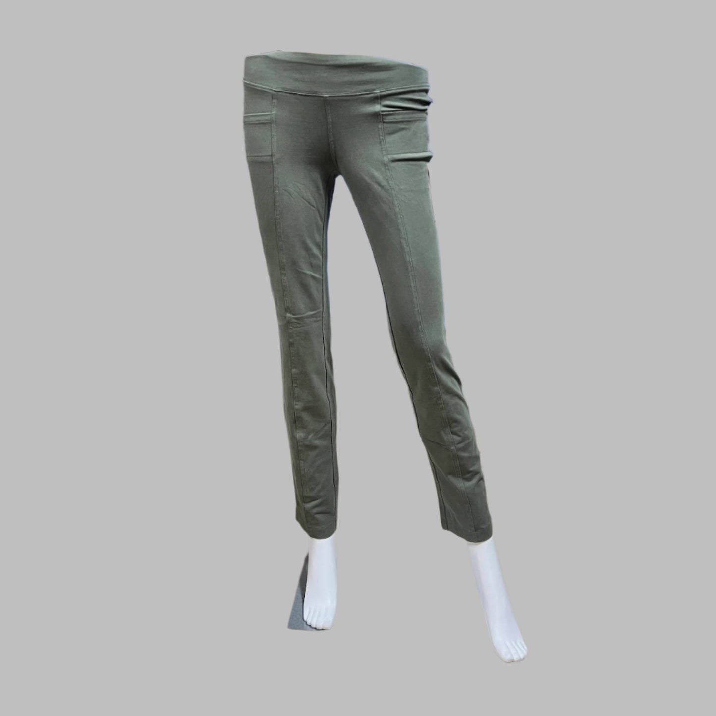 Shop women's clothing and wearable art at Victoria Susan in Camden, SC.