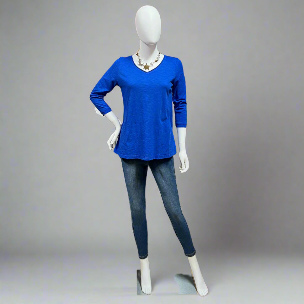 Victoria Susan Wearable Art is a women's clothing boutique in Camden, SC.